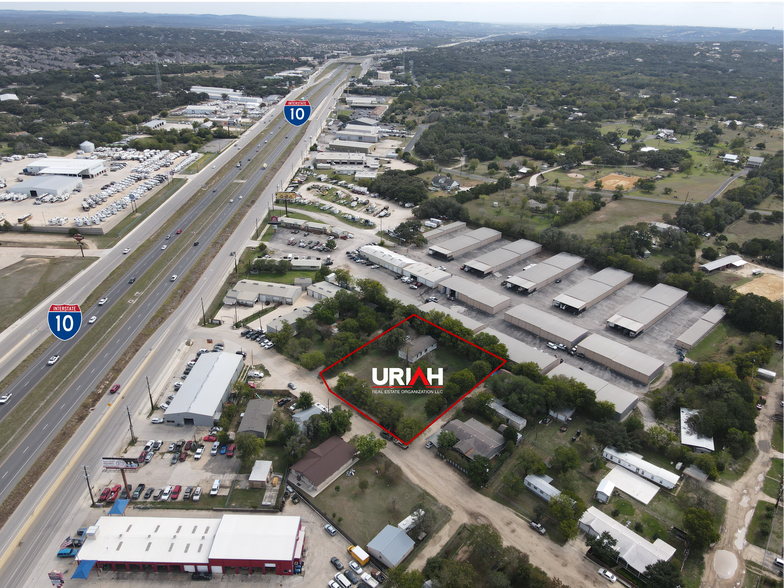 9612 Dewberry Path, Boerne, TX à vendre - Photo du bâtiment - Image 1 de 13