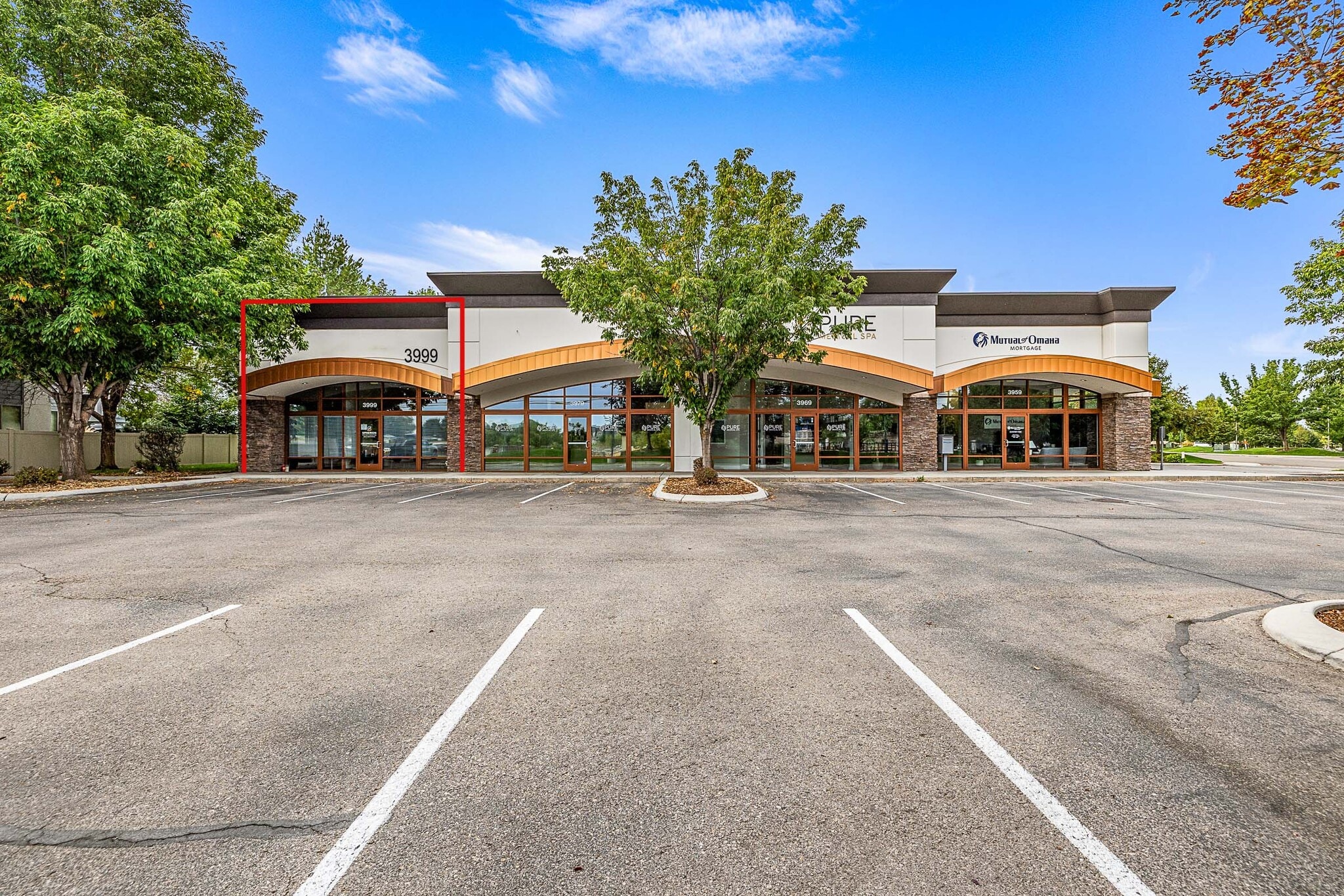 3919-3999 E Overland Rd, Meridian, ID for lease Interior Photo- Image 1 of 9