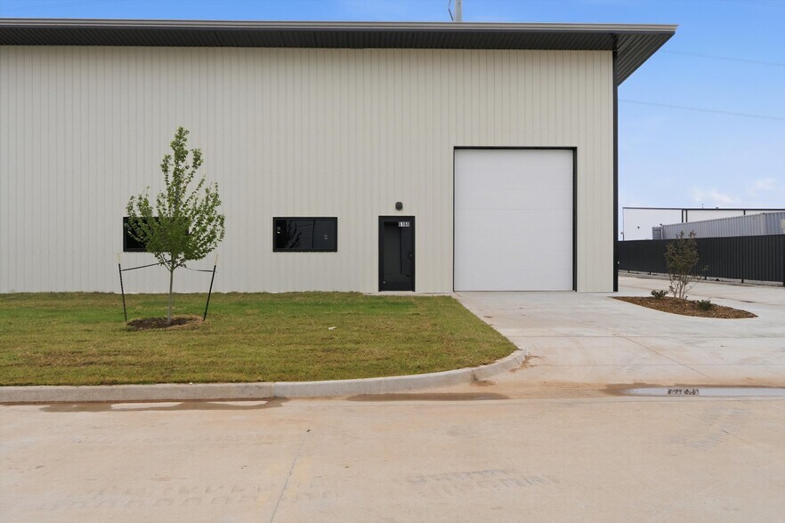 616 124th St, Oklahoma City, OK à louer - Photo du bâtiment - Image 3 de 13