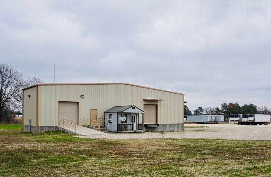 342 Farm Road 2653 S, Brashear, TX à louer - Photo du bâtiment - Image 2 de 8