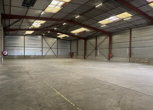 9 Avenue Du Maréchal De Lattre De Tassigny, Meyzieu à louer Photo intérieure- Image 1 de 2