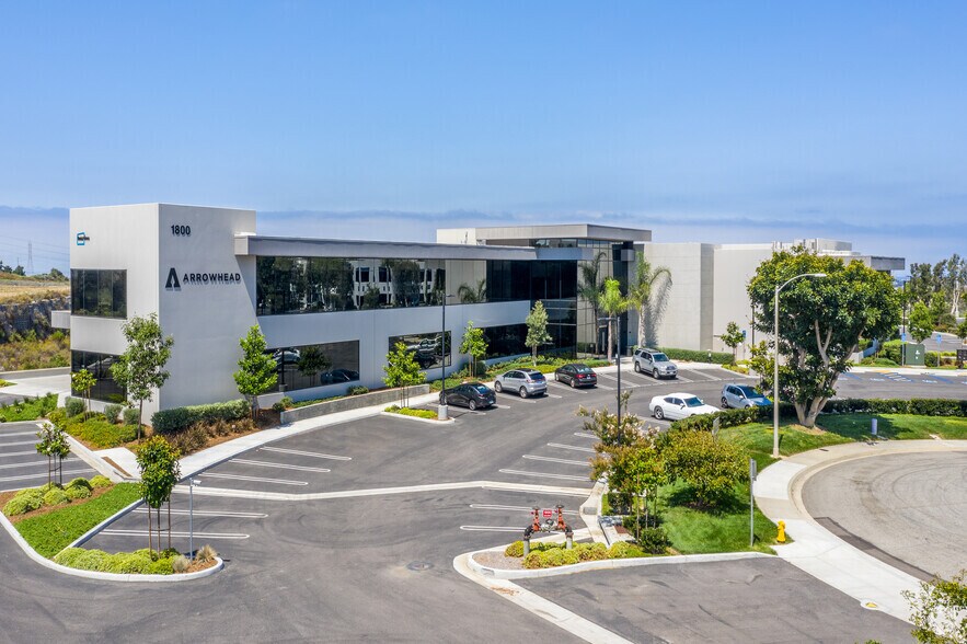 1800 Aston Ave, Carlsbad, CA à louer - Photo principale - Image 1 de 11