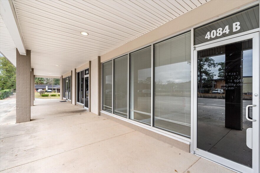 4080-4088 Government Blvd, Mobile, AL à vendre - Photo du bâtiment - Image 2 de 24