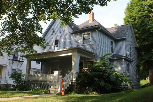 328 S Governor St, Iowa City, IA à vendre - Photo principale - Image 1 de 42