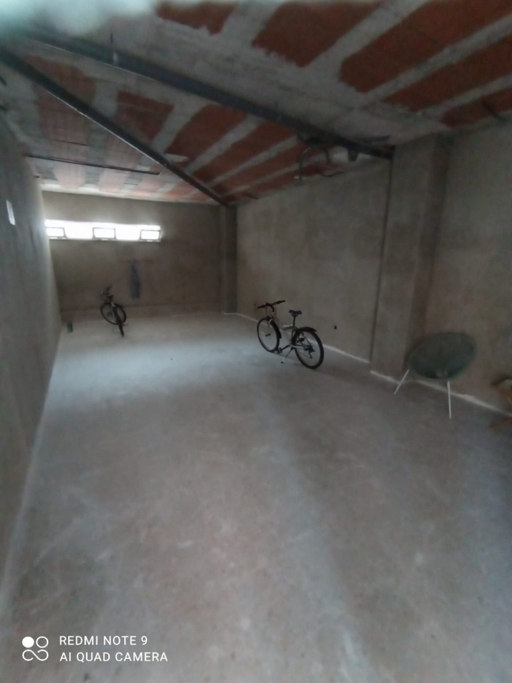 Retail in Cáceres, Cáceres for lease Building Photo- Image 1 of 6