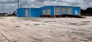 Plus de détails pour 2001 Zapata St, Freeport, TX - Industriel à louer
