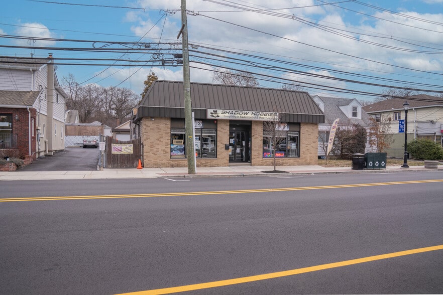 1012 McBride Ave, Woodland Park, NJ for sale - Building Photo - Image 2 of 18