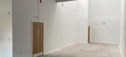 10 Endermere Rd, Coventry for lease Interior Photo- Image 2 of 3