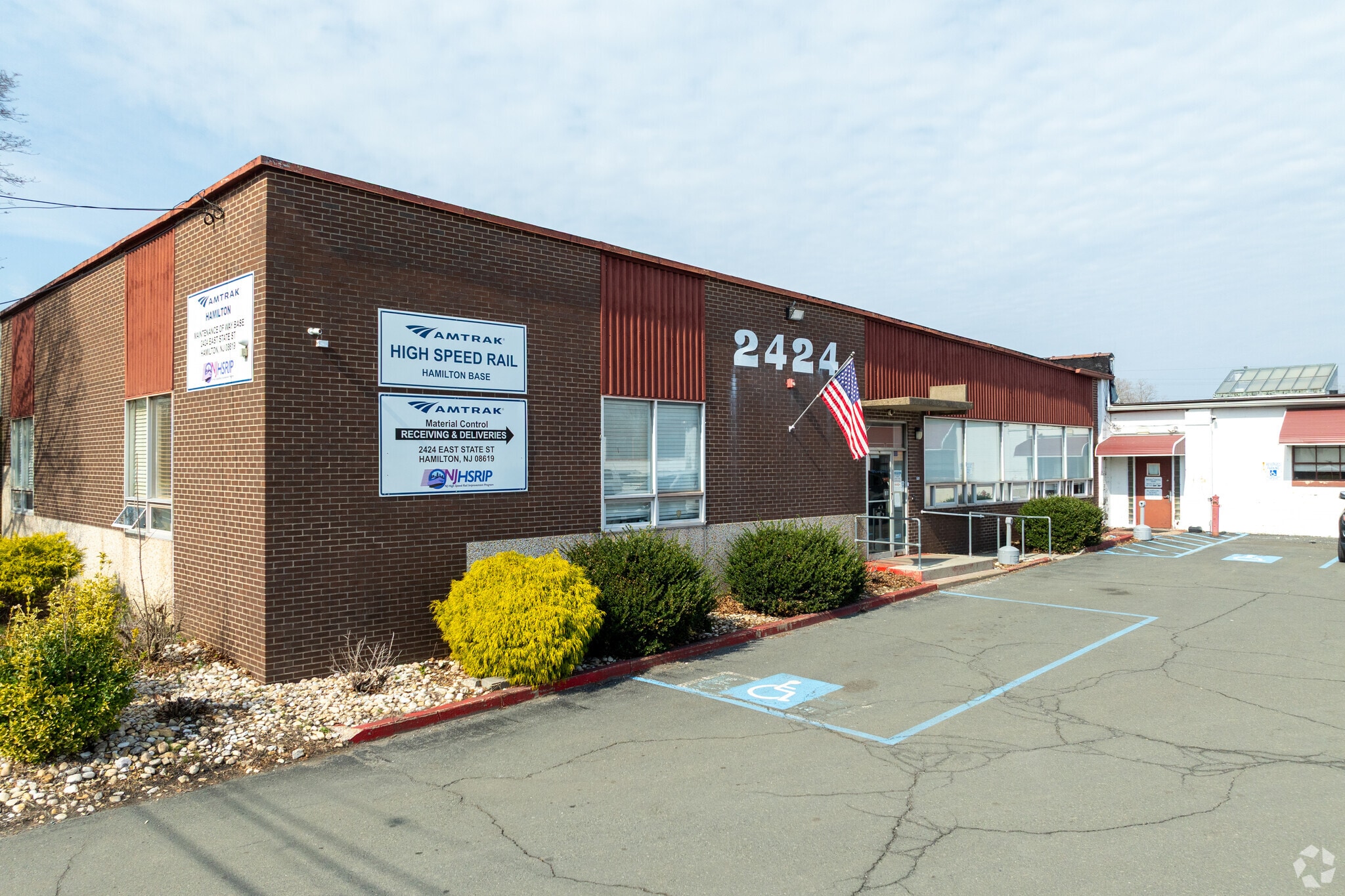 2424 E State St, Hamilton, NJ for lease Primary Photo- Image 1 of 11