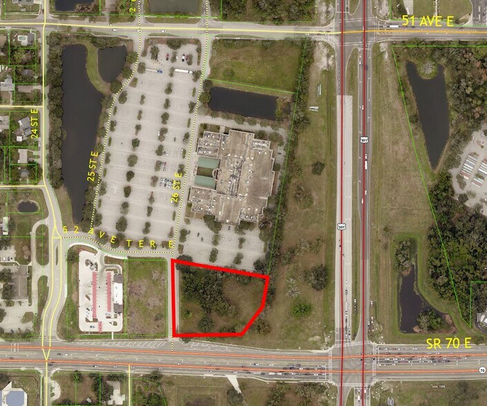 5215 26th E st, Bradenton, FL for sale - Primary Photo - Image 1 of 1