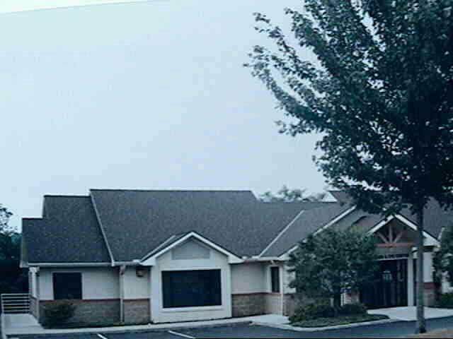 707 N 36th St, Saint Joseph, MO à louer Photo principale- Image 1 de 4