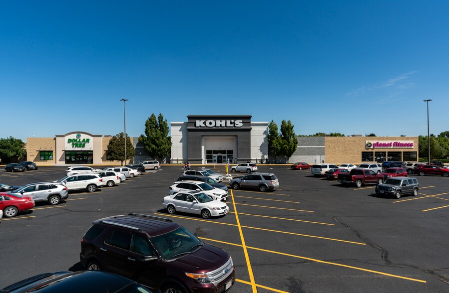 5011 2nd Ave, Kearney, NE à louer - Photo du bâtiment - Image 2 de 3