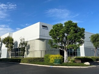 Plus de détails pour 16801-16831 Knott Ave, La Mirada, CA - Industriel à louer