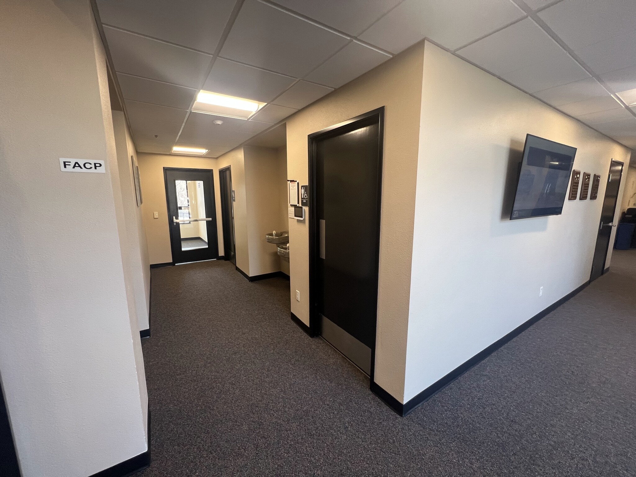 550 W Eisenhower Blvd, Loveland, CO à louer Photo intérieure- Image 1 de 13