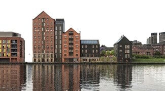 Plus de détails pour 102 Schooner Way, Cardiff - Terrain à vendre