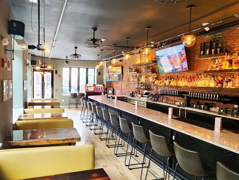 1252 S 21st St, Philadelphia, PA for lease - Building Photo - Image 2 of 16