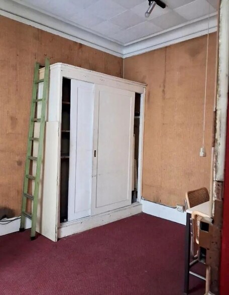 Office in Paris for sale - Building Photo - Image 2 of 5