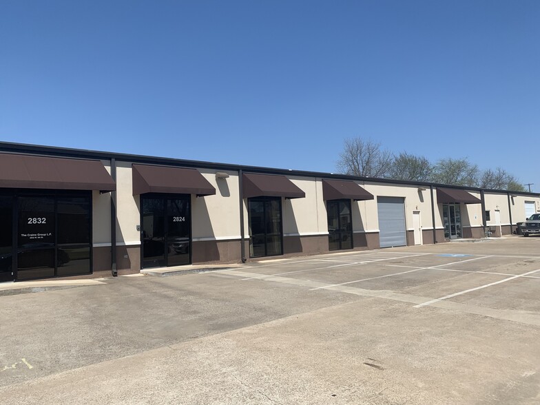 2822 W 5th St, Fort Worth, TX for lease - Building Photo - Image 1 of 4