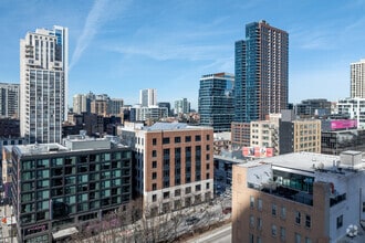 540 N LaSalle St, Chicago, IL - AERIAL map view - Image1