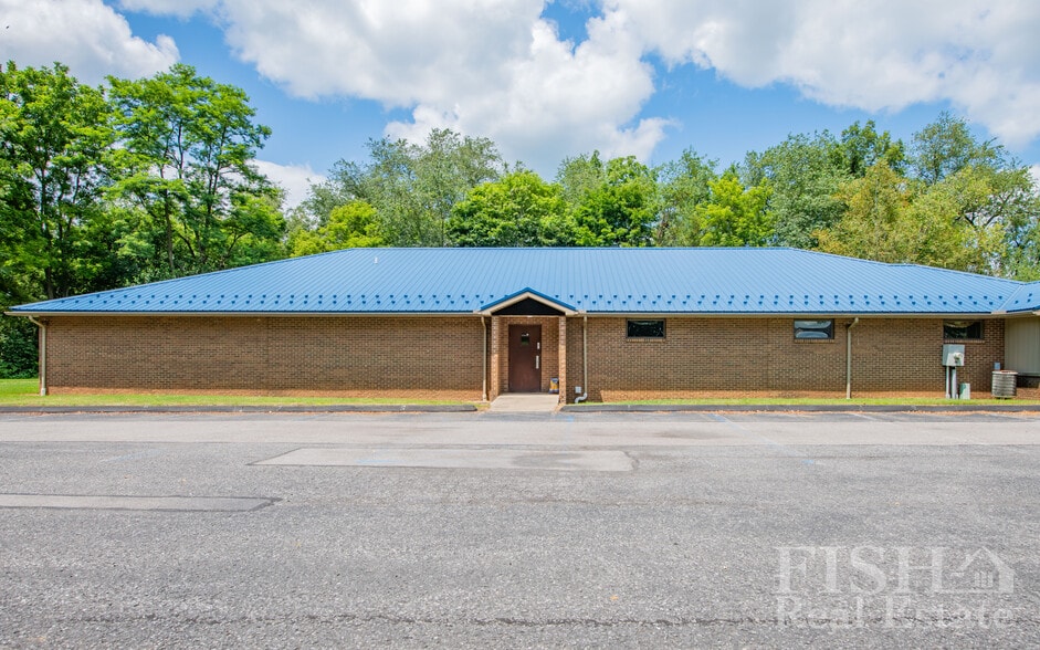 7129 Nittany Valley Dr, Mill Hall, PA for lease - Building Photo - Image 1 of 11