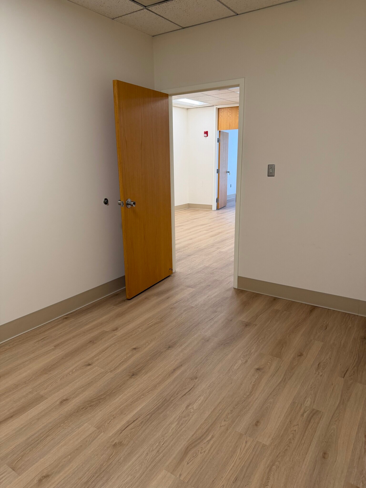 3550 W Market St, Akron, OH for lease Interior Photo- Image 1 of 2
