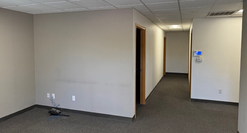 2507 N Bundy Dr, Fresno, CA à louer - Photo du bâtiment - Image 2 de 5