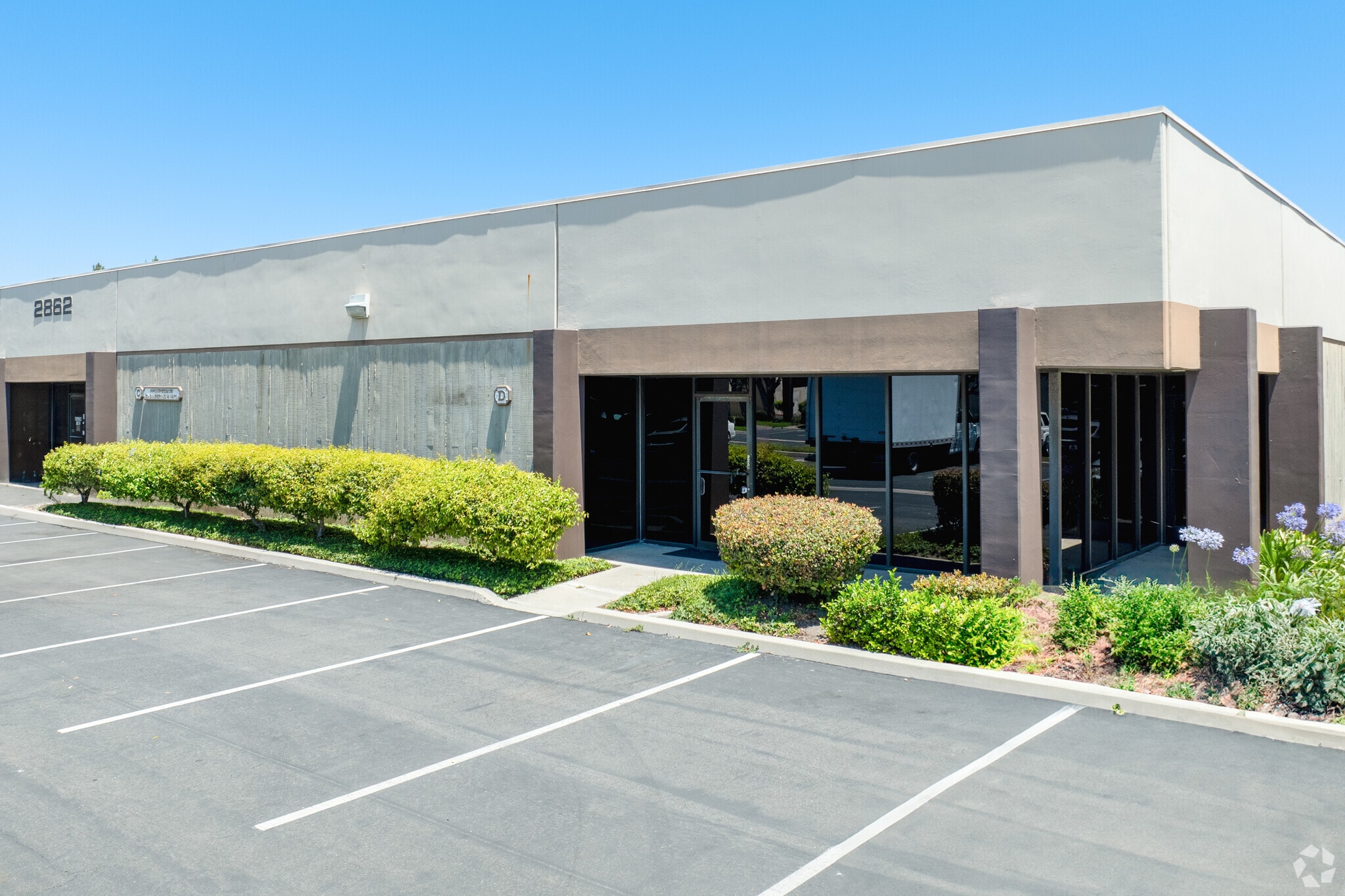 2862 Walnut Ave, Tustin, CA for lease Primary Photo- Image 1 of 19
