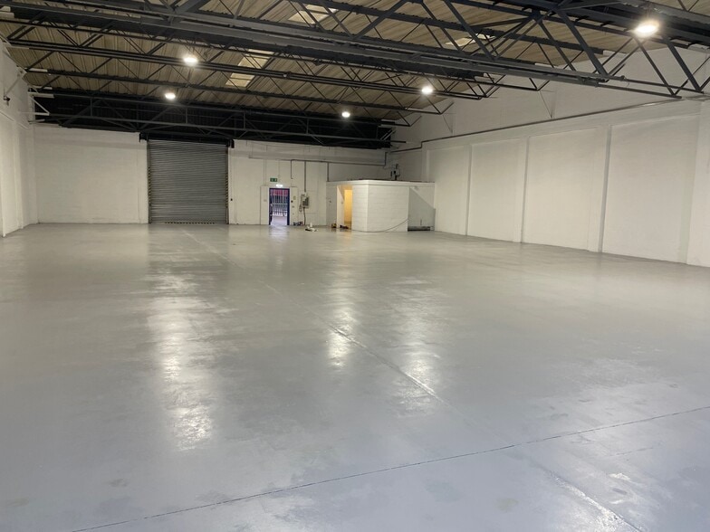 3 Wardpark Rd, Cumbernauld à louer - Photo du bâtiment - Image 3 de 14