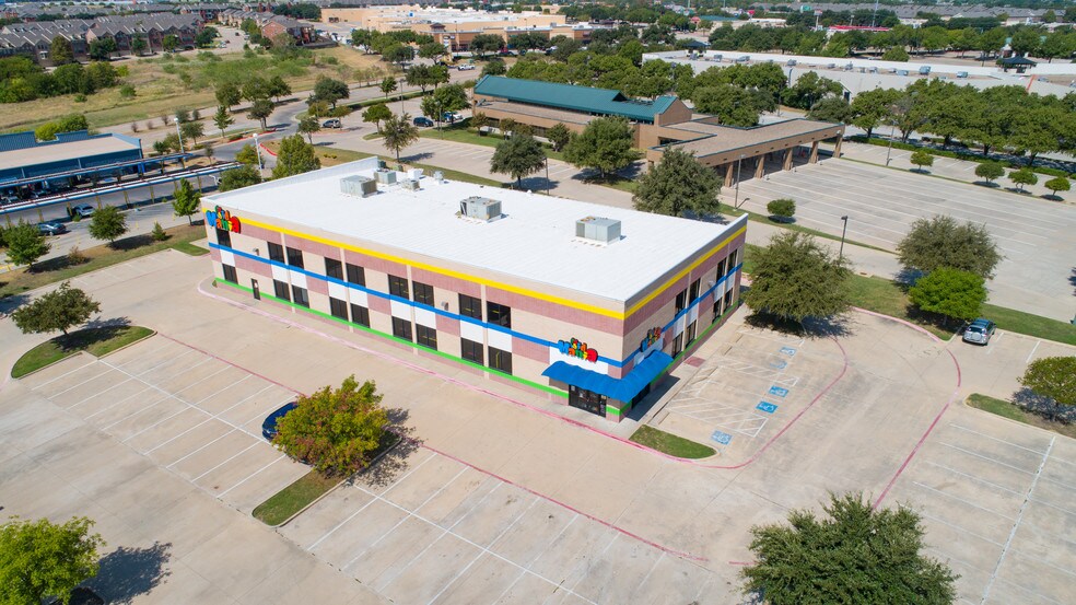 2565 MacArthur Blvd, Lewisville, TX à vendre - Aérien - Image 2 de 15