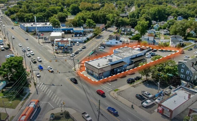 More details for 926 Nassau Rd, Uniondale, NY - Retail for Sale