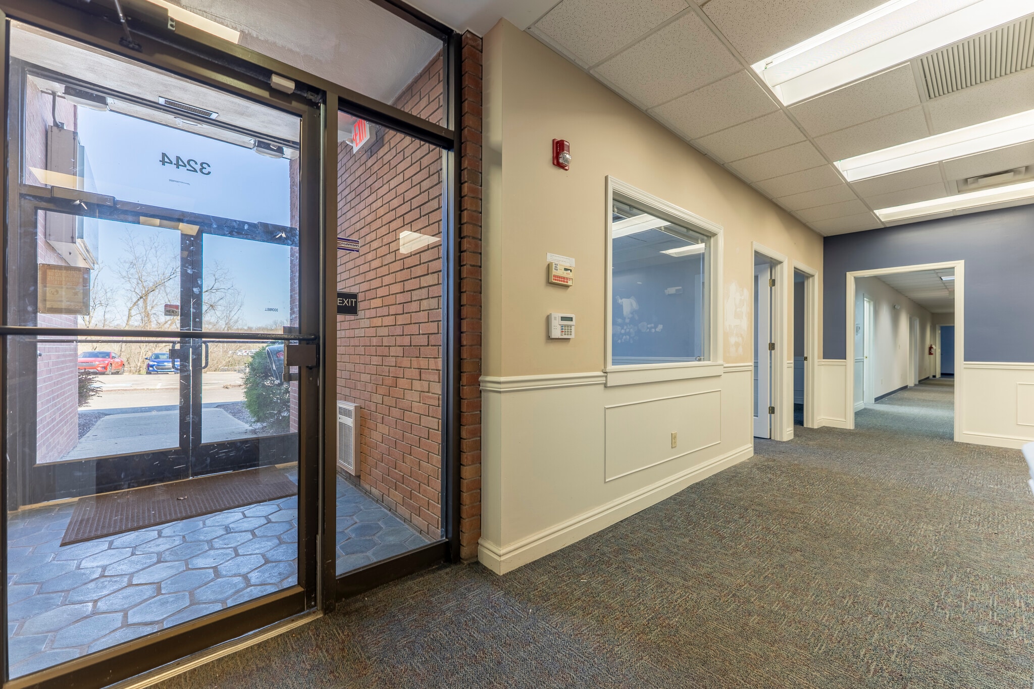 3244 Washington Rd, McMurray, PA for lease Interior Photo- Image 1 of 10