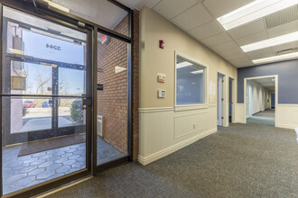 3244 Washington Rd, McMurray, PA for lease Interior Photo- Image 1 of 10