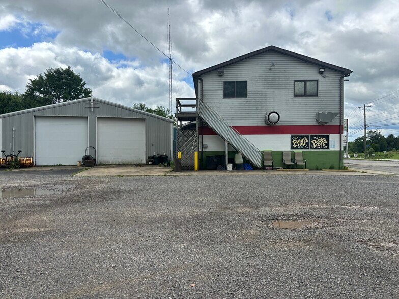 1151 Pittsburgh Rd, Valencia, PA à vendre - Photo du bâtiment - Image 2 de 4