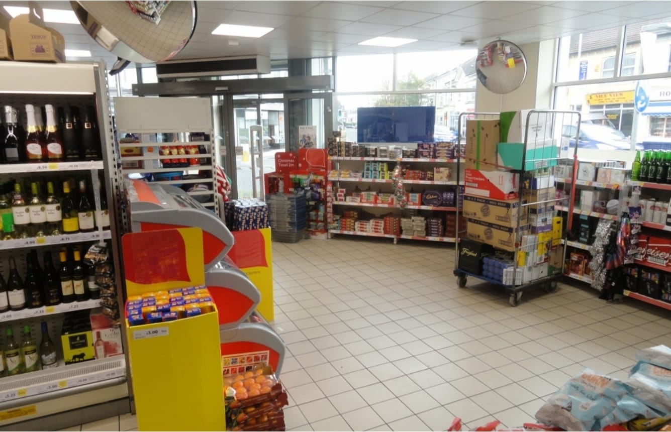 1-13 South Farm Rd, Worthing, WSX BN14 7AB - Unité 1-5 -  - Photo intérieure - Image 1 of 6