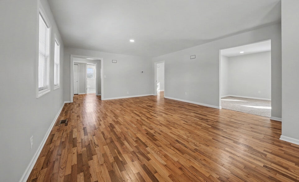 15087 N Holly Rd, Holly, MI for sale - Building Photo - Image 2 of 11