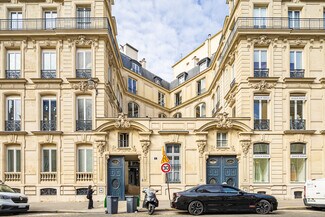 Plus de détails pour 1 Rue François Ier, Paris - Bureau, Commerce de détail à louer