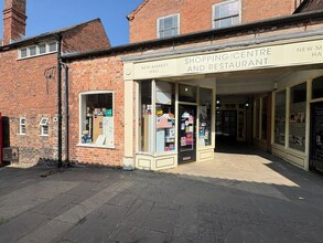 Cornmarket, Louth for lease Building Photo- Image 2 of 3