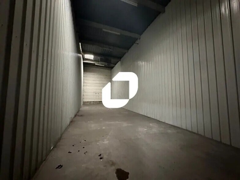 Rue Leon Jouhaux, Aulnay-sous-Bois for lease - Building Photo - Image 2 of 11