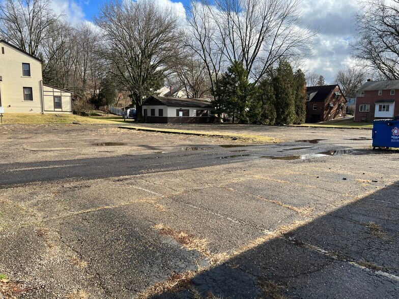 1930 Fulton Ave NW, Canton, OH à louer - Photo du bâtiment - Image 2 de 5