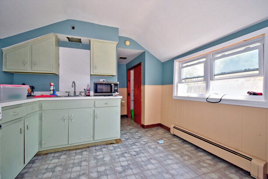 479 S Ocean Ave, Patchogue, NY à vendre - Photo intérieure - Image 2 de 31