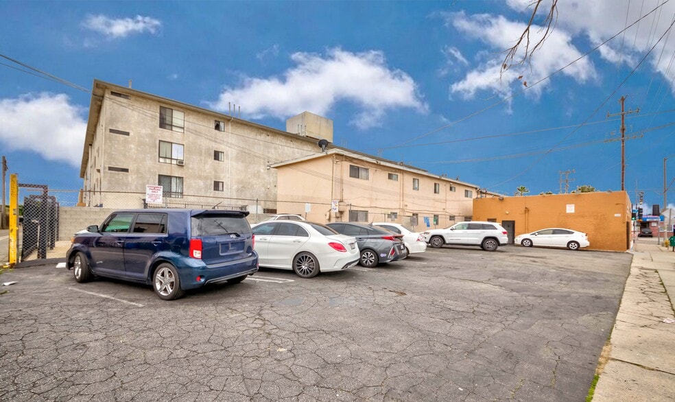 1170 Wilmington Blvd, Wilmington, CA for sale - Building Photo - Image 2 of 20