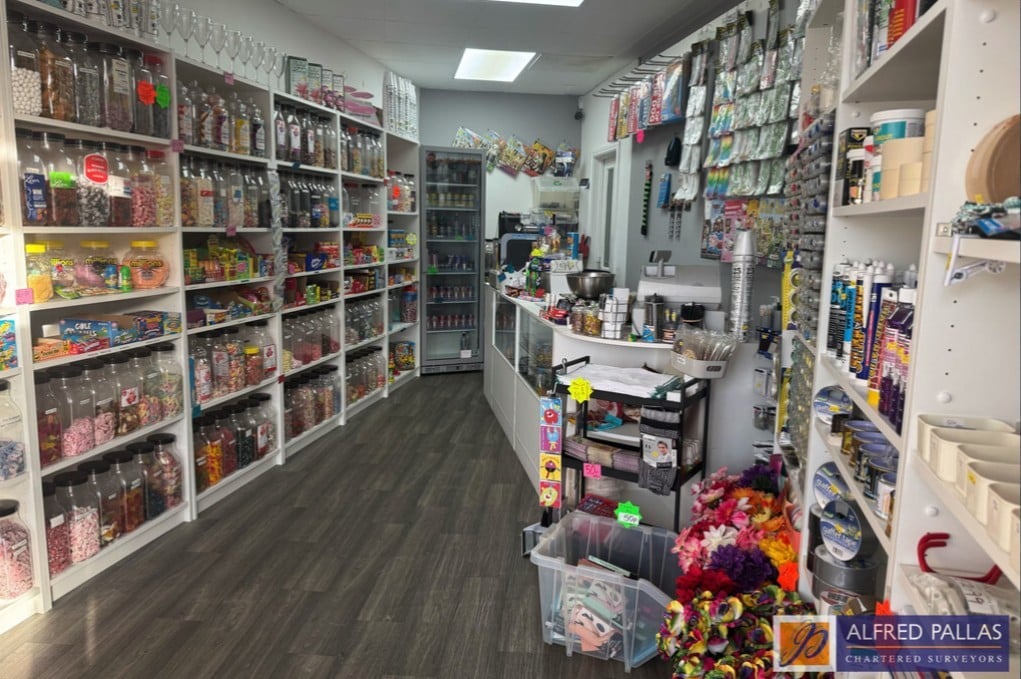 2 Sea Rd, Sunderland for lease Interior Photo- Image 1 of 2