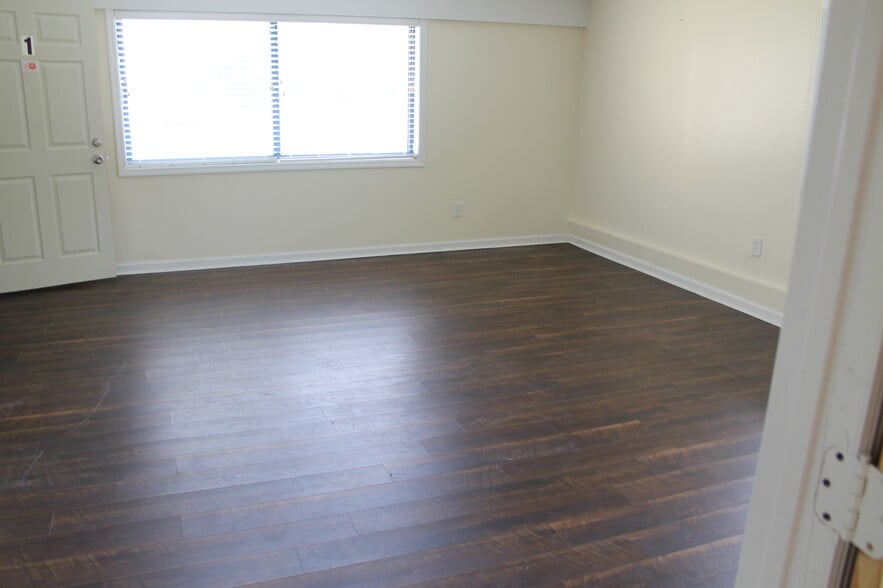 3321 Doris Ave, Ocean, NJ à louer - Photo du bâtiment - Image 2 de 143