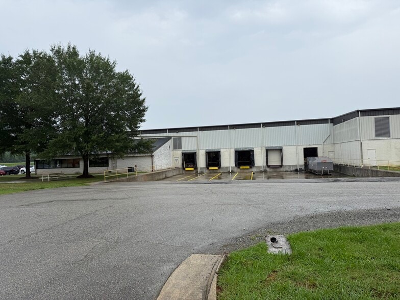3045 Philpott Rd, South Boston, VA for sale - Building Photo - Image 3 of 18