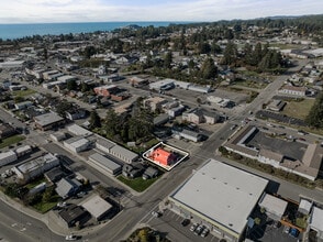 401 Oak St, Brookings, OR - AERIAL map view - Image1
