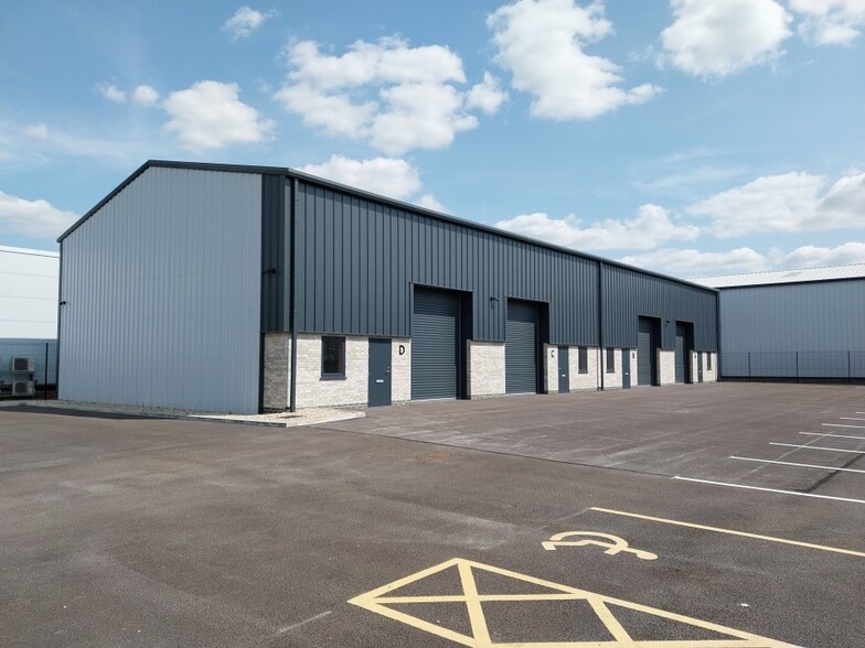 Great Northern Ter, Lincoln for lease - Building Photo - Image 2 of 2