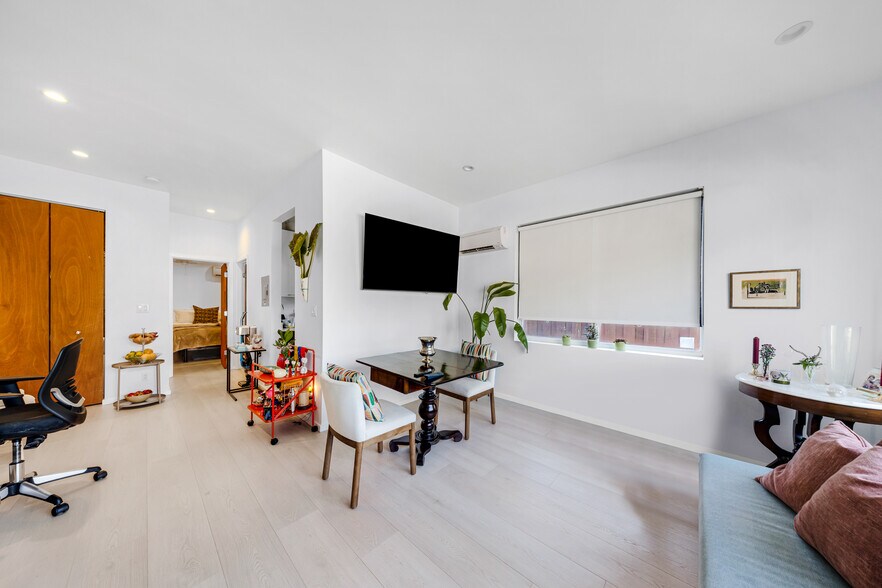 320-324 Mendoza Ave, Miami, FL à vendre - Photo du bâtiment - Image 2 de 33