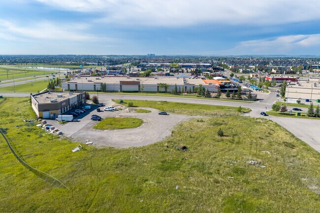 More details for 5126 SE 126 Ave, Calgary, AB - Retail for Lease