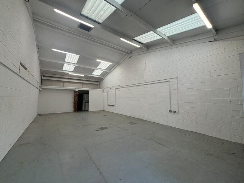 Dewsbury Rd, Stoke On Trent for lease - Building Photo - Image 3 of 24