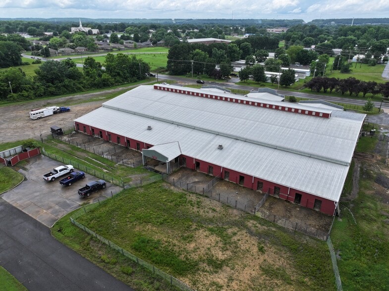 3725 College Ave, Conway, AR à vendre - Photo du bâtiment - Image 2 de 8